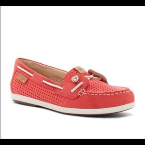 Coil ivy boat shoes sperry